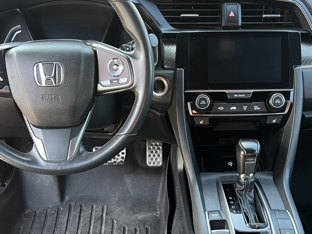 2018 Civic Touring Hatchback