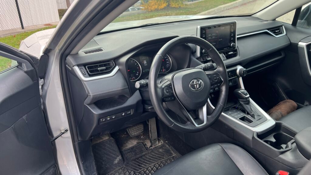 2019 Toyota RAV4 XLE Premium