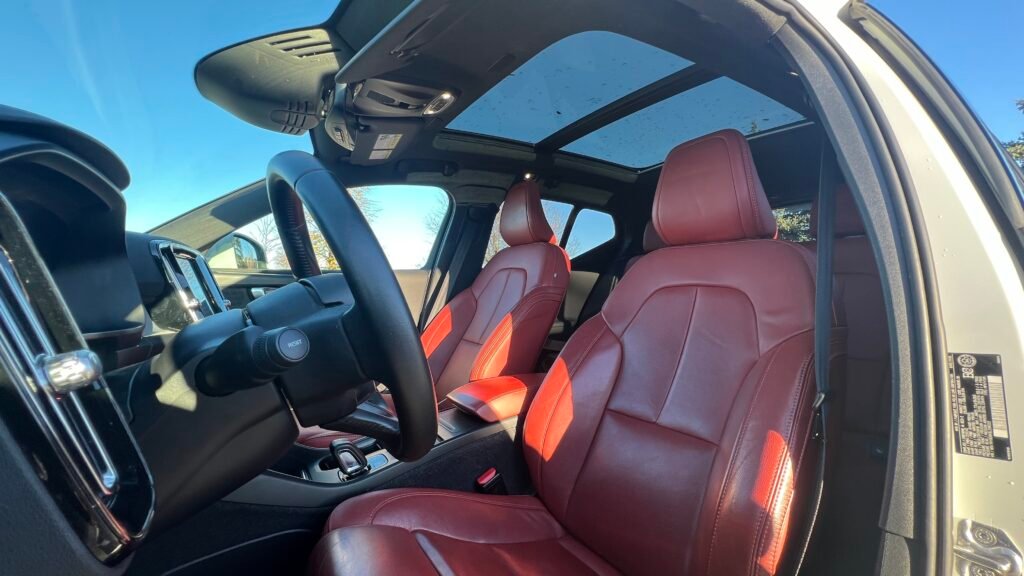 2020 Volvo XC40